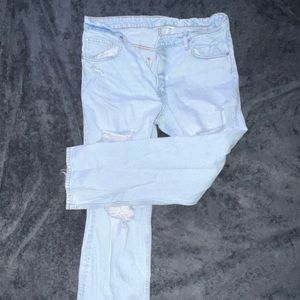 H&M Women’s Light Washed Jeans